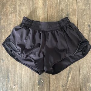 LULULEMON HOTTIE HOT SHORTS